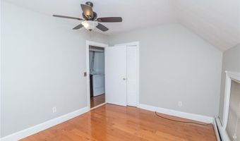 75 Gladstone St, Cranston, RI 02920