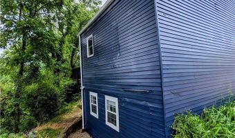 1938 Shamokin St, Airville, PA 15203