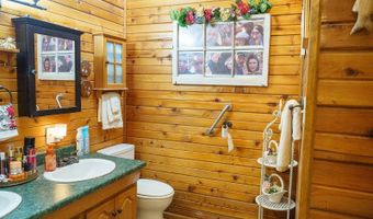117 W Main St, Ash Grove, MO 65604