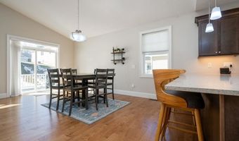 57 Blackstone Dr, Raymond, NH 03077