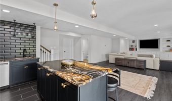 207 Monterey Ct, Adams Twp., PA 16046