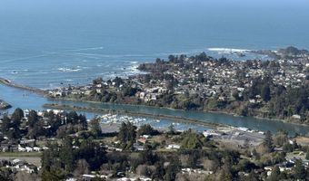 Dale Ct, Brookings, OR 97415