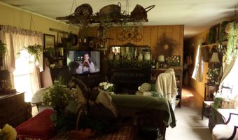 4 Brackett Hill Rd, Alfred, ME 04002