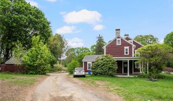 16 School St, North Smithfield, RI 02896