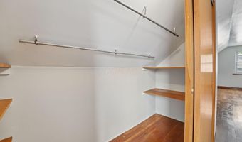 375 E Royal Forest Blvd, Columbus, OH 43214