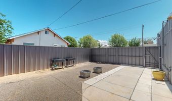 2419 Lead Ave SE, Albuquerque, NM 87106
