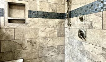 33239 Thompson Rd, Afton, OK 74331