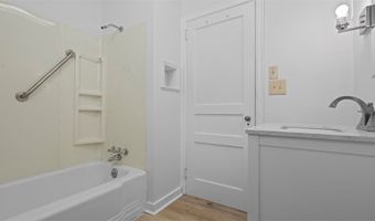 2119 Mcminn St, Aliquippa, PA 15001