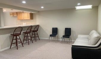 1901 Chicory Ridge Rdg, Ann Arbor, MI 48103