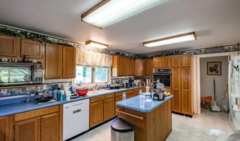 112 Green Ct NE, Albany, OR 97321