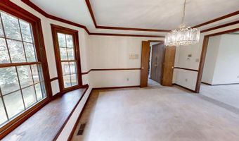 80 Hillcrest Estates Dr, Batesville, IN 47006