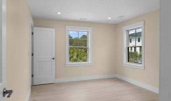 50 Bay View Ave, Amagansett, NY 11930