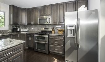 422 Beverly Ave, Addison, IL 60101