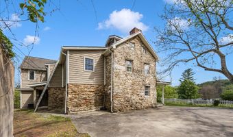 2301 MOUNT EPHRAIM Rd, Adamstown, MD 21710