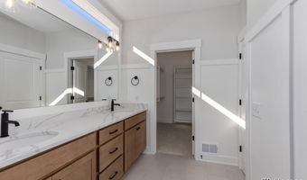 11290 Shoreline Dr 121, Allendale, MI 49401