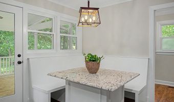1001 Lantern Light Ct, Apex, NC 27502