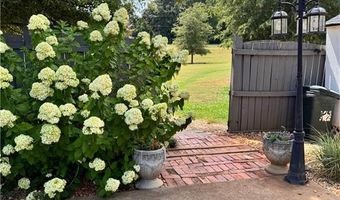 495 Hanley Rd, Hull, GA 30646