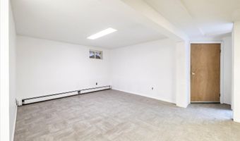 118 Coolidge Ave, Amityville, NY 11701