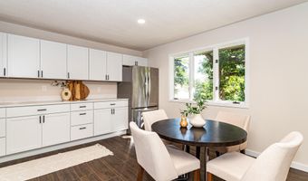 5524 N Dakota Ave, Ames, IA 50014