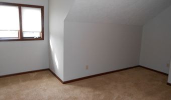 6712 Forrest Commons Blvd, Indianapolis, IN 46227