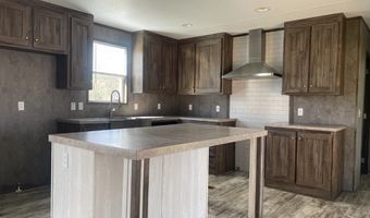 230 Washington Ave, Alto, TX 75925