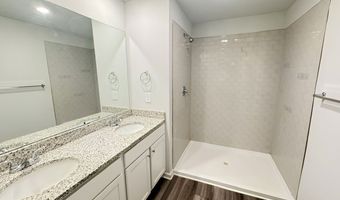 119 Village Green Dr, Adairsville, GA 30103