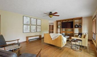 1005 MELTON St, Cheyenne, WY 82009