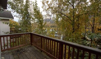 20648 Icefall Dr, Eagle River, AK 99577
