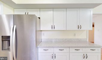 4025 CHELMONT Ln, Bowie, MD 20715
