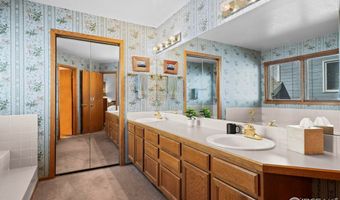 853 Racquet Ln, Boulder, CO 80303