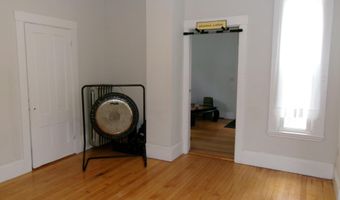 121 Summer St, Auburn, ME 04210