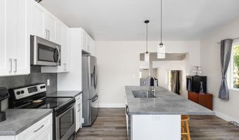 10292 Canyon Dr, Escondido, CA 92026