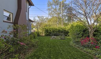 140 Leonardville Rd, Belford, NJ 07718