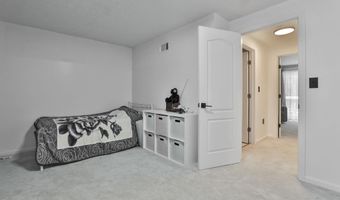 24 Suffolk Ct, Bedford, NH 03110