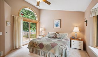 11274 Hoyer Ave NW, Annandale, MN 55302