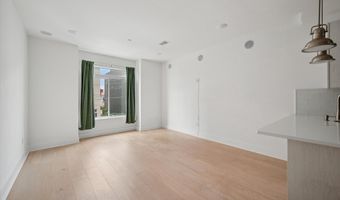 1843 E HUNTINGDON St B, Philadelphia, PA 19125