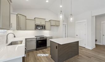 633 34th St SE, Altoona, IA 50009
