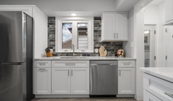 830 Redeemer Ave, Ann Arbor, MI 48103