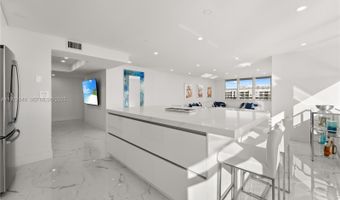 2801 NE 183rd St 2116W, Aventura, FL 33160