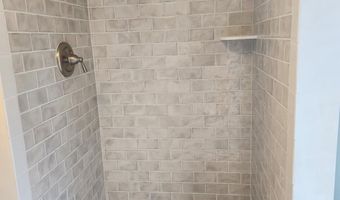 809 BAY RIDGE Ave 3, Annapolis, MD 21403