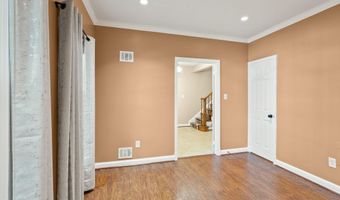 2345 S ROLFE St S, Arlington, VA 22202