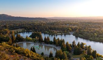 5569 Pepperwood Rd, Santa Rosa, CA 95409