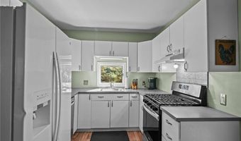 774 Cooper Rd, Glocester, RI 02814