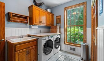 4309 Colleen Ct, Arden Hills, MN 55112