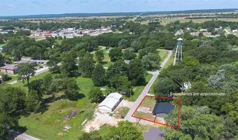 204 NE 2nd St, Adair, OK 74330