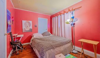 38 Somerset Rd E, Amityville, NY 11701