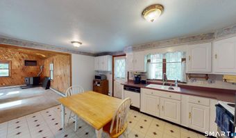 34 Angell Rd, Glocester, RI 02814