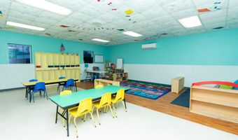 890 Vee St, Biloxi, MS 39532