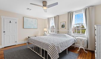 123 CORAL St, Beach Haven, NJ 08008