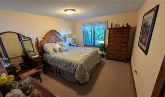 27800 Kent Ct, Chisago City, MN 55013